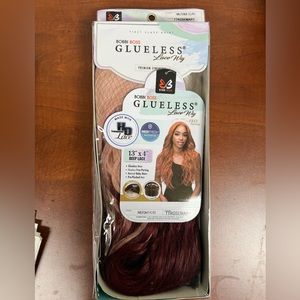 Brand new Bobbi Boss MLF263 suri Ttrosemary pink wig